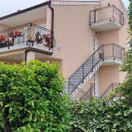 Apartmani Tomislav Krk Town Extérieur photo