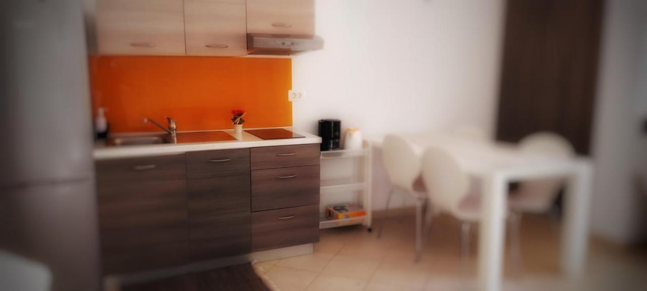 Apartmani Tomislav Krk Town Extérieur photo