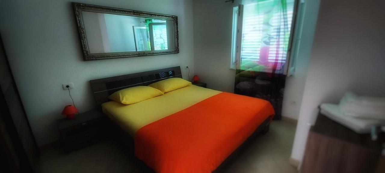 Apartmani Tomislav Krk Town Extérieur photo