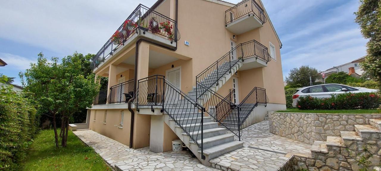 Apartmani Tomislav Krk Town Extérieur photo